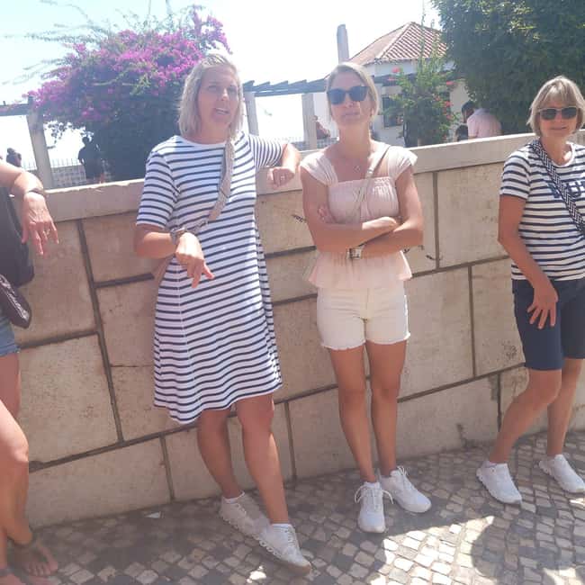 Lisbon. Tuktuk tour, Alfama & Historic city tour - Why a tuk-tuk works well in Lisbon