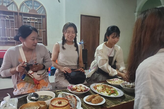 Luang Prabang Evening Food Tour by Tuk-Tuk - The main drawbacks to weigh