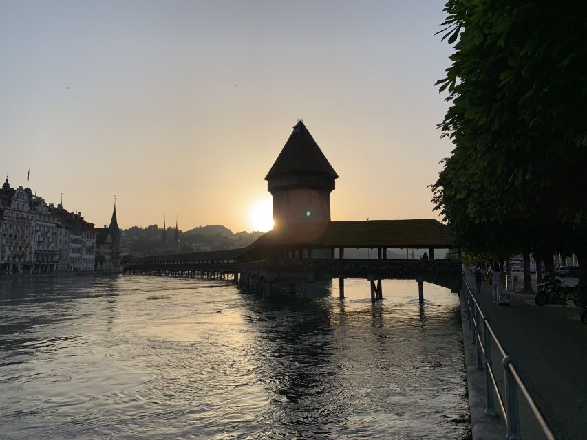 Lucerne: eTukTuk City Tour - Hofkirche and the Sound of Lucerne