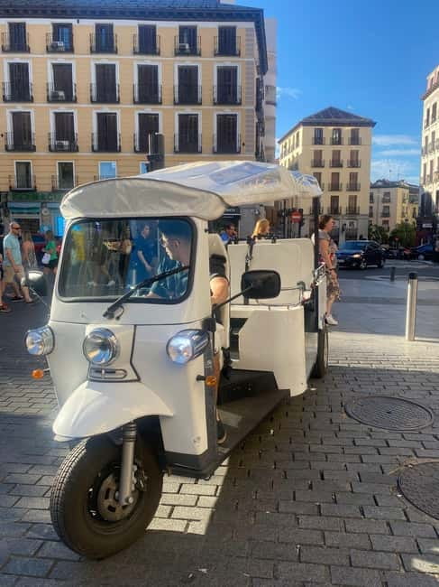 Madrid: Eco-Friendly, Private, and Unique Tuk Tuk Experience - Who should book this ride?