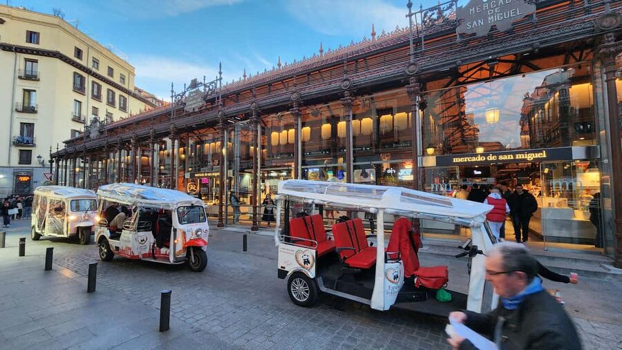 Madrid: Explore the City in an Electric Tuk Tuk - Key points to know before booking