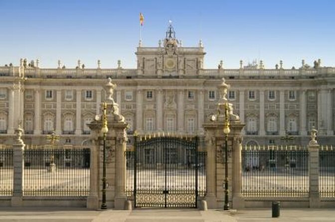 Madrid Express Tour with Local Guide in Eco Tuk Tuk Private - A Fast Introduction to Madrid by Electric Tuk Tuk