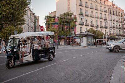 Madrid Historical Tour with Local Guide in Eco Tuk Tuk Private