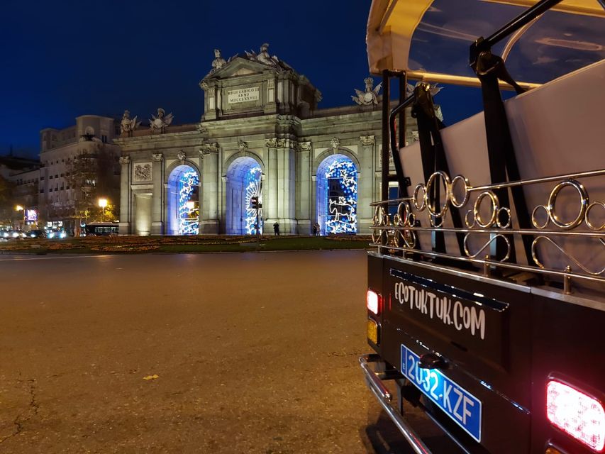 Madrid: Private Christmas Lights Tour by Eco Tuk-Tuk - Starting at Calle de Antonio Maura