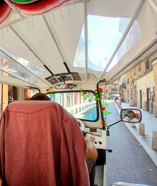 Madrid: Private Tuk-Tuk Tour Highlights - Through Madrid’s narrow old-town streets