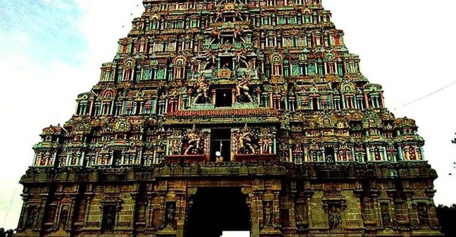 Madurai Rickshaw Ride Tour: Unveil the Hidden Gems - Thirumalai Nayak Palace and the Nayak court