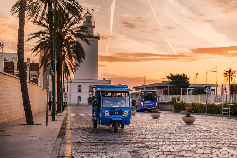 Málaga 1-hour by TukTuki: Essential and Private Tour - Passing La Malagueta bullring