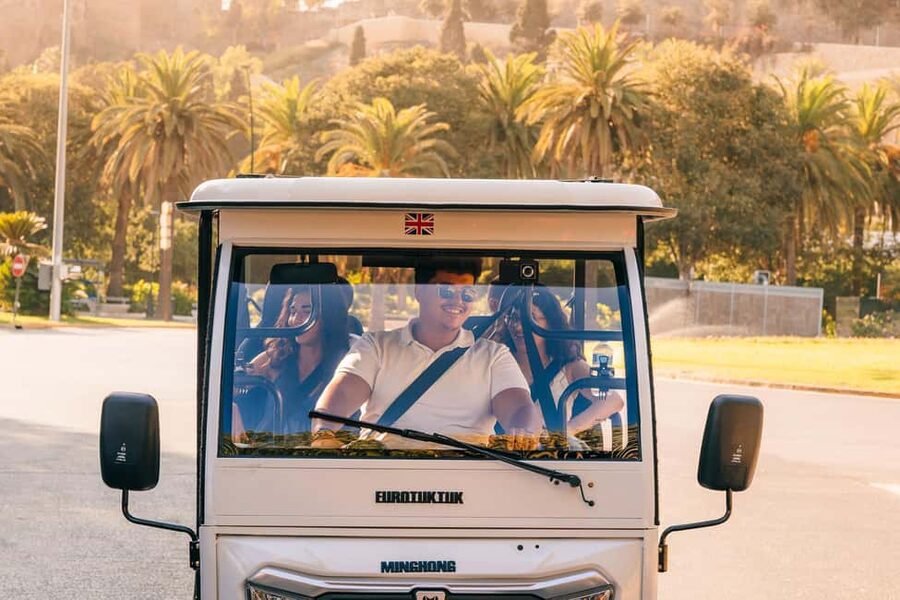 Málaga: Tuktuk Tour with Views and Espeto de Sardinas - What $71 buys you