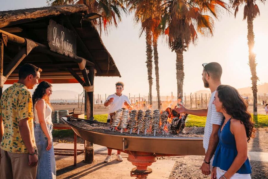 Málaga: Tuktuk Tour with Views and Espeto de Sardinas - Timing tips for the 10 a.m. and noon departures