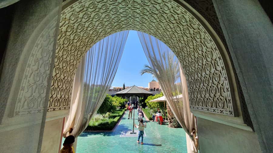 Marrakech Tuk-Tuk Tour with Photography Museum+Secret Garden - Maison de la Photographie: the best stop for context