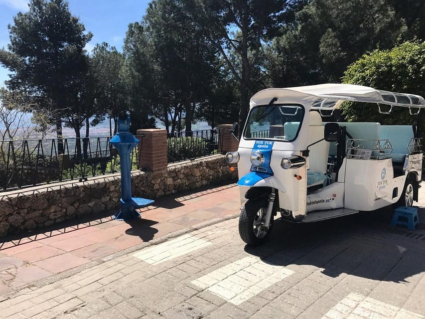 Mijas: Panoramic city tour with an electric Tuk Tuk - The first ride gives you your bearings