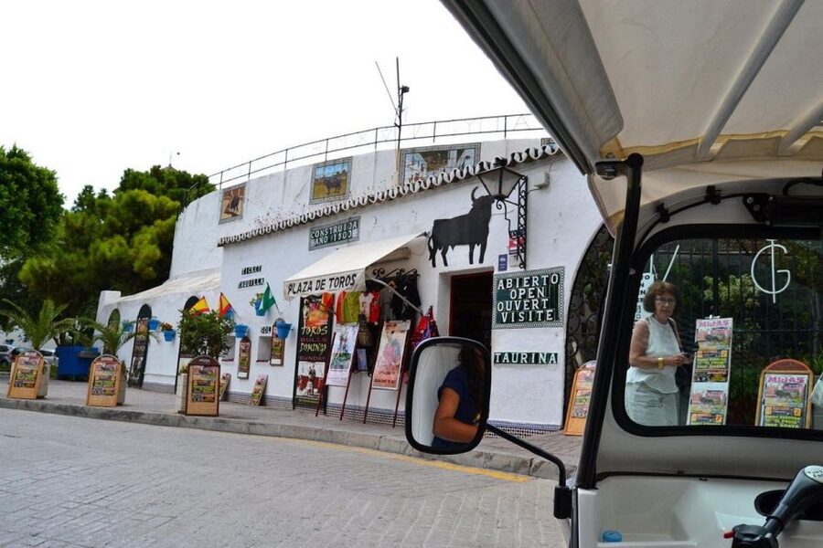 Mijas: Panoramic city tour with an electric Tuk Tuk - What the short duration really means