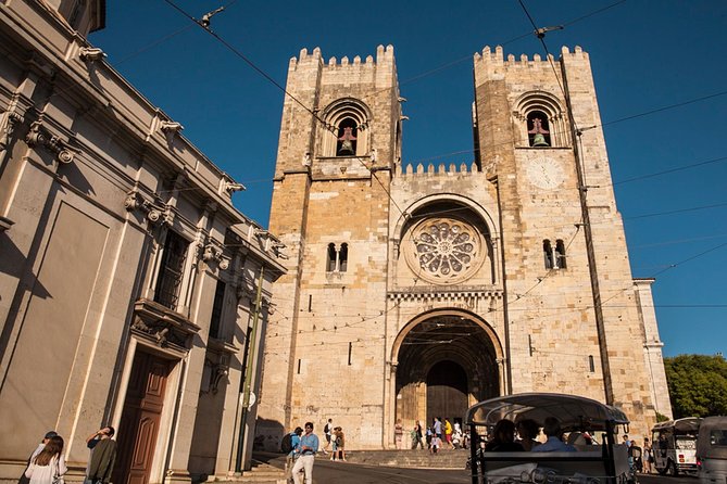 Mon Ami Vadio - Lisbon Old City Private Tuk Tuk Tour - São Vicente de Fora and Lisbon’s patron saint