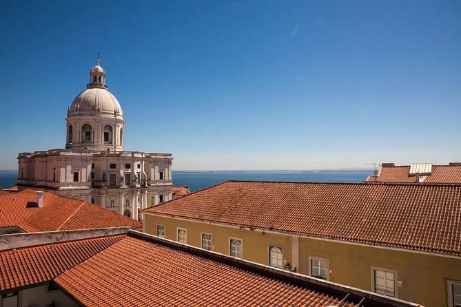 Mon Ami Vadio - Lisbon Old City Private Tuk Tuk Tour - What the guide adds to a one-hour ride