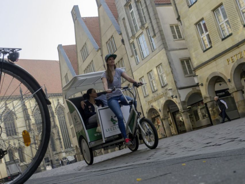 Münster-Highlights-Tour with Rickshaw-Guide - The Zwinger and traces of the old walls