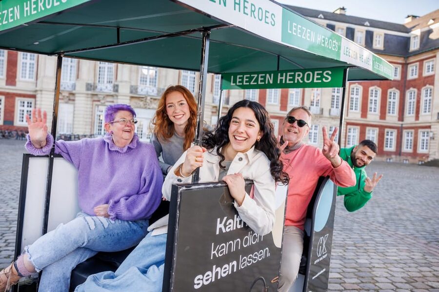 Münster-Highlights-Tour with Rickshaw-Guide - Starting at the Old City Hall and Prinzipalmarkt