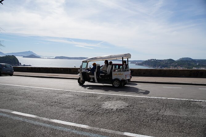 Naples in Tuk Tuk between Panoramas, Castles and Coffee Break - Piazza Bovio and the old center