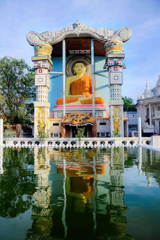 Negombo: Private Half-Day Tuk-Tuk Tour with Hotel Transfers - St. Mary’s Church and its painted ceiling