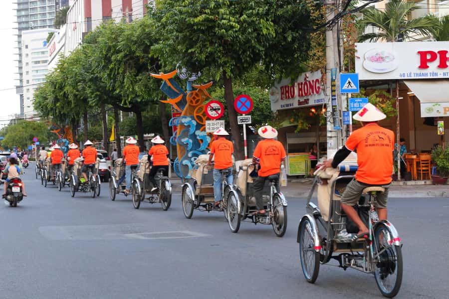 Nha Trang: Ao Dai Photoshoot with Cyclo Ride - Bougainvillea alleys and the less polished city view