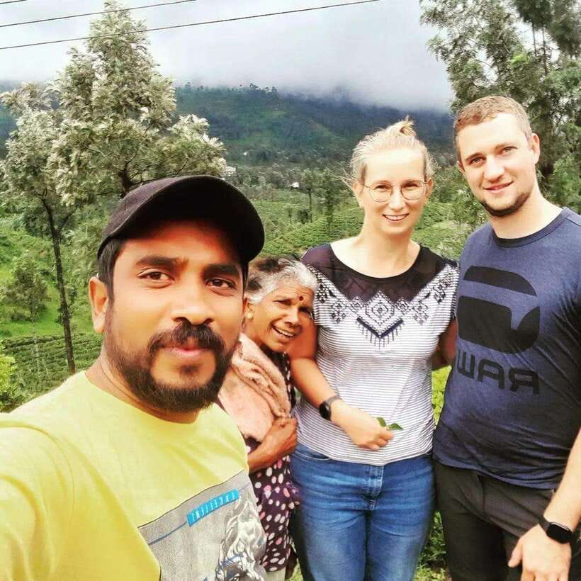 Nuwara Eliya: Tea Factory and Victoria Park Tour by Tuk Tuk - Walking through Victoria Park