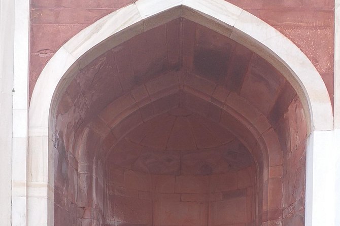 Old and New Delhi Full-Day Private Tour with Rickshaw Ride - Raj Ghat and the memorial to Mahatma Gandhi
