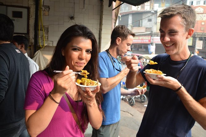 Old Delhi Photography & Food Tour with Rickshaw Ride to Masterji Kee Haveli - Chandni Chowk by cycle rickshaw