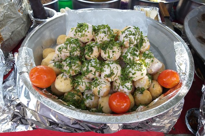Old Delhi Street Food Tour With Spice Market On Tuk Tuk - The bicycle rickshaw through Old Delhi