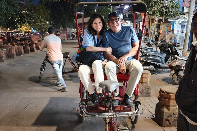 Old & New Delhi Private Tour - Female Guide & Rickshaw - Why this Delhi day works well