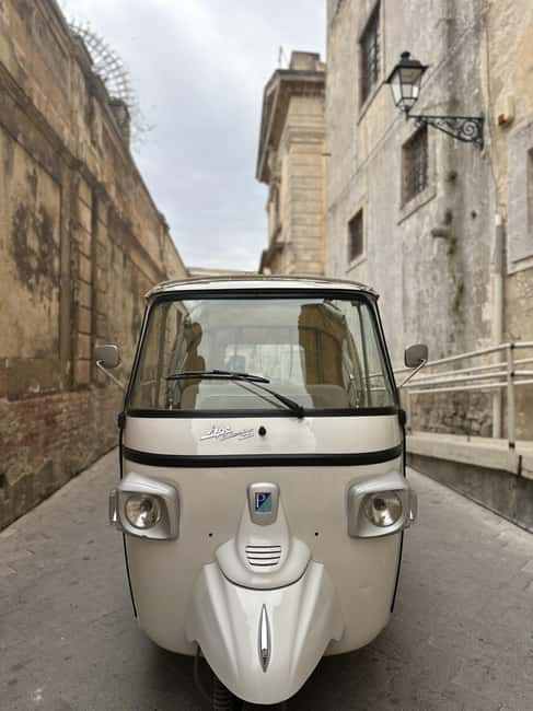 ORTIGIA tour by tuk tuk - ape calessino 1 hour - The Temple of Apollo and Piazza Archimede
