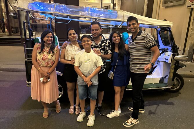 Paris 3 hour Private Sightseeing Tour in Electric Tuk Tuk - The Eiffel Tower, Champ de Mars, and the grand western route