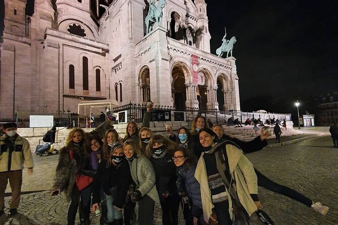 Paris by night in a Private Tuktuk Tour - Arc de Triomphe and the Champs-Élysées
