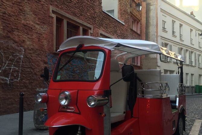 Paris Sightseeing by Tuk Tuk Golf Cart 2 hours - Pont Alexandre III and the Champs-Elysées