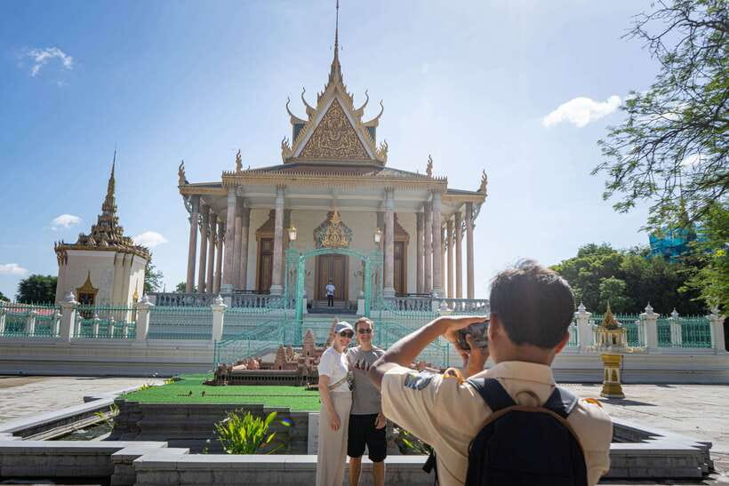 Phnom Penh City & Silk Island Full Day Tour by Tuk Tuk - Starting at the Royal Palace and Silver Pagoda