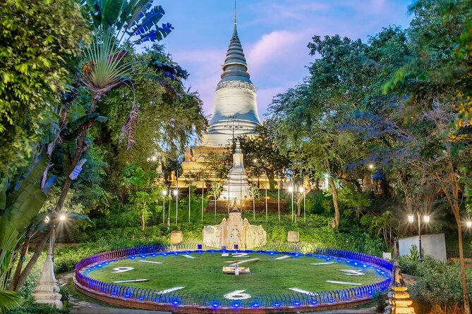 Phnom Penh city Tour by Cyclo - Meeting at Sorya Center Point