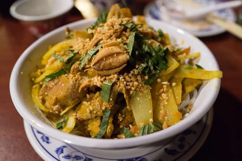 Phnom Penh: Evening Food Tour with Drinks & Tuk Tuk Included - Is $39 good value for four hours?