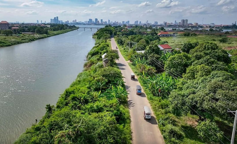 Phnom Penh Haft Day Tour to Silk Island by Tuk Tuk - Key points to know before you book