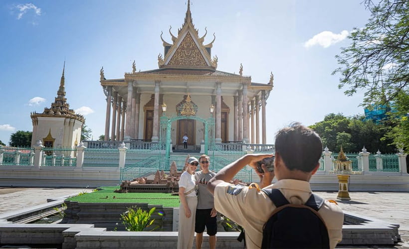 Phnom Penh Historical Sites Tour by Tuk Tuk - What the guide and driver add to the day