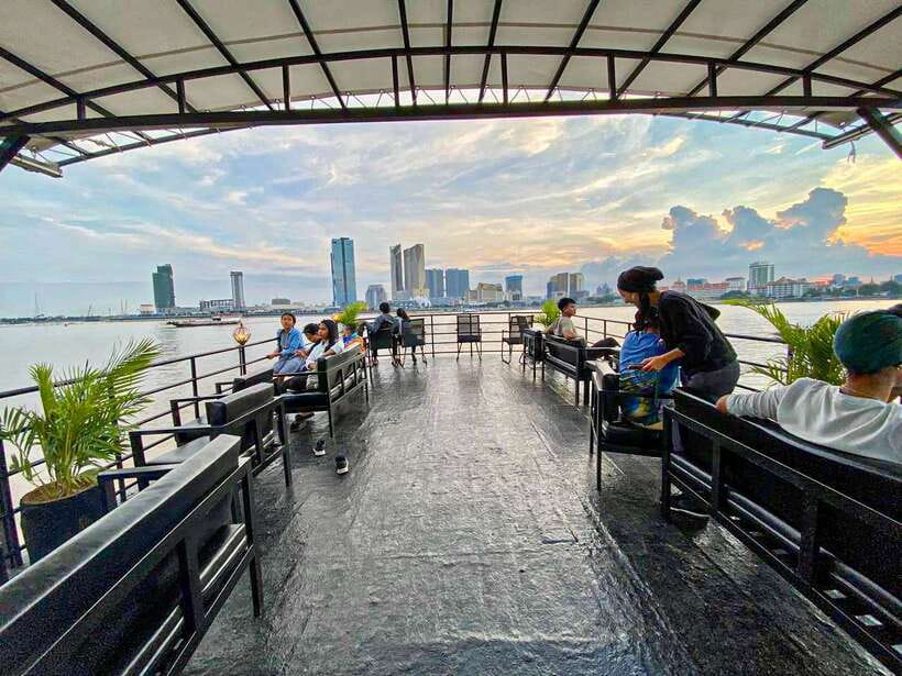 Phnom Penh: Mekong River Sunset Cruise and Tuk Tuk Ride - Key points to know