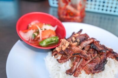 Phnom Penh Morning Market & Food Tour by Tuktuk – Includes All Food & Drinks!