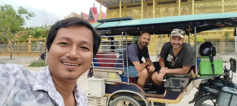 Phnom Penh: Private City Tour by Tuk-Tuk/Full or Half Day - The Cambodia-Vietnam Friendship Monument