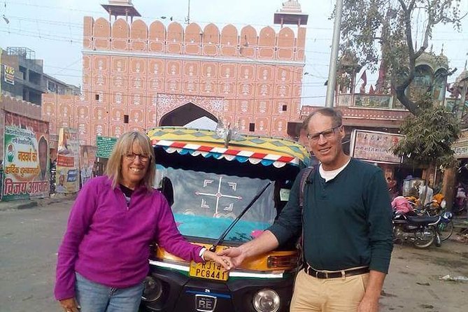 Pink City Private 2 day TukTuk Tour with Free Pickup. - Day one: City Palace and the first Pink City gate