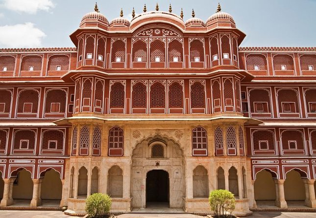 Pink city private Day Tour by Tuk Tuk with English speaking driver.. - Key points to know before booking