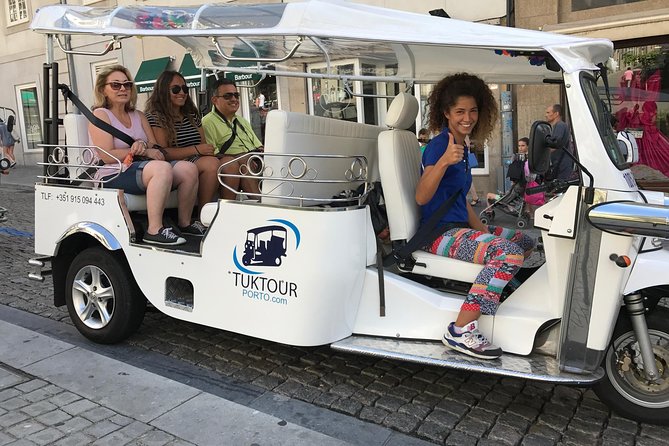 Porto Full Day Private Tour with Tuk Tuk and Lunch - Pickup across Porto, Gaia, and Matosinhos