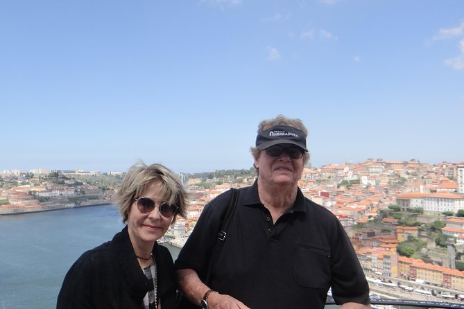 Porto Full Day Private Tour with Tuk Tuk and Lunch - Guide quality is the deciding factor