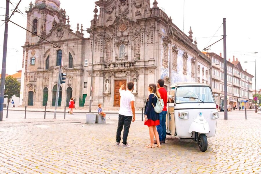 Porto: Full-Day Private Tuk Tuk Tour - Cordoaria Garden and a regional lunch