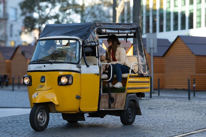 Porto: Fun Private Tuk Tuk Tour - Starting beside the theater