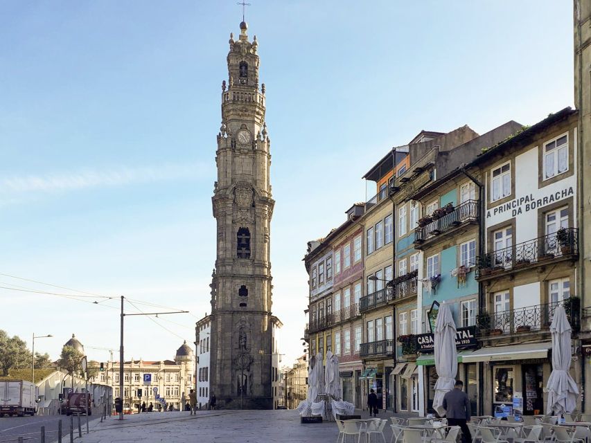 Porto: Guided Tour by Tuk-Tuk & Optional Douro River Cruise - Timing, weather, and what to bring