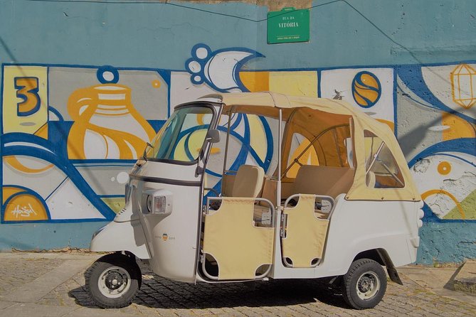 Porto Guided Tour to the Historical Center on a Tuk Tuk - A fast way to understand Porto’s shape