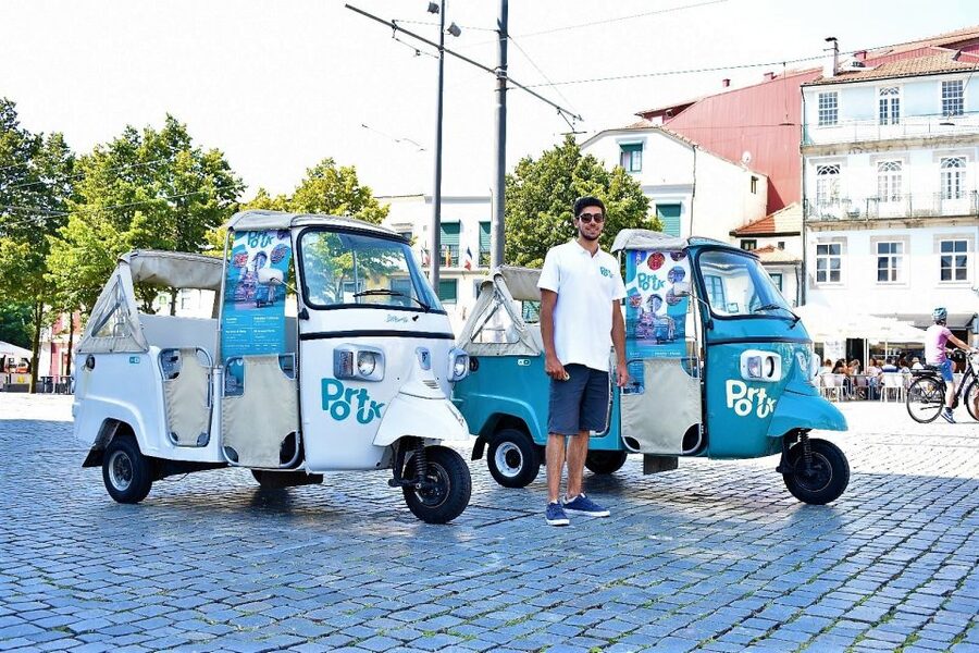 Porto: Guided Tuk Tuk Tour - Along Porto’s river and old commercial quarter