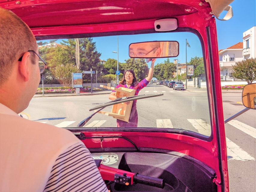 Porto: Guided Tuk Tuk Tour - The green pause at Crystal Palace Gardens